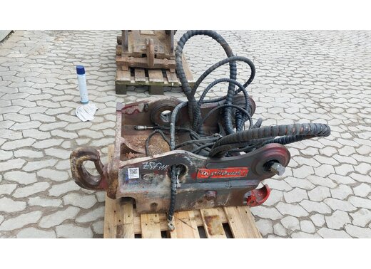 OilQuick Vollhydraulischer Schnellwechsler OQ70-55